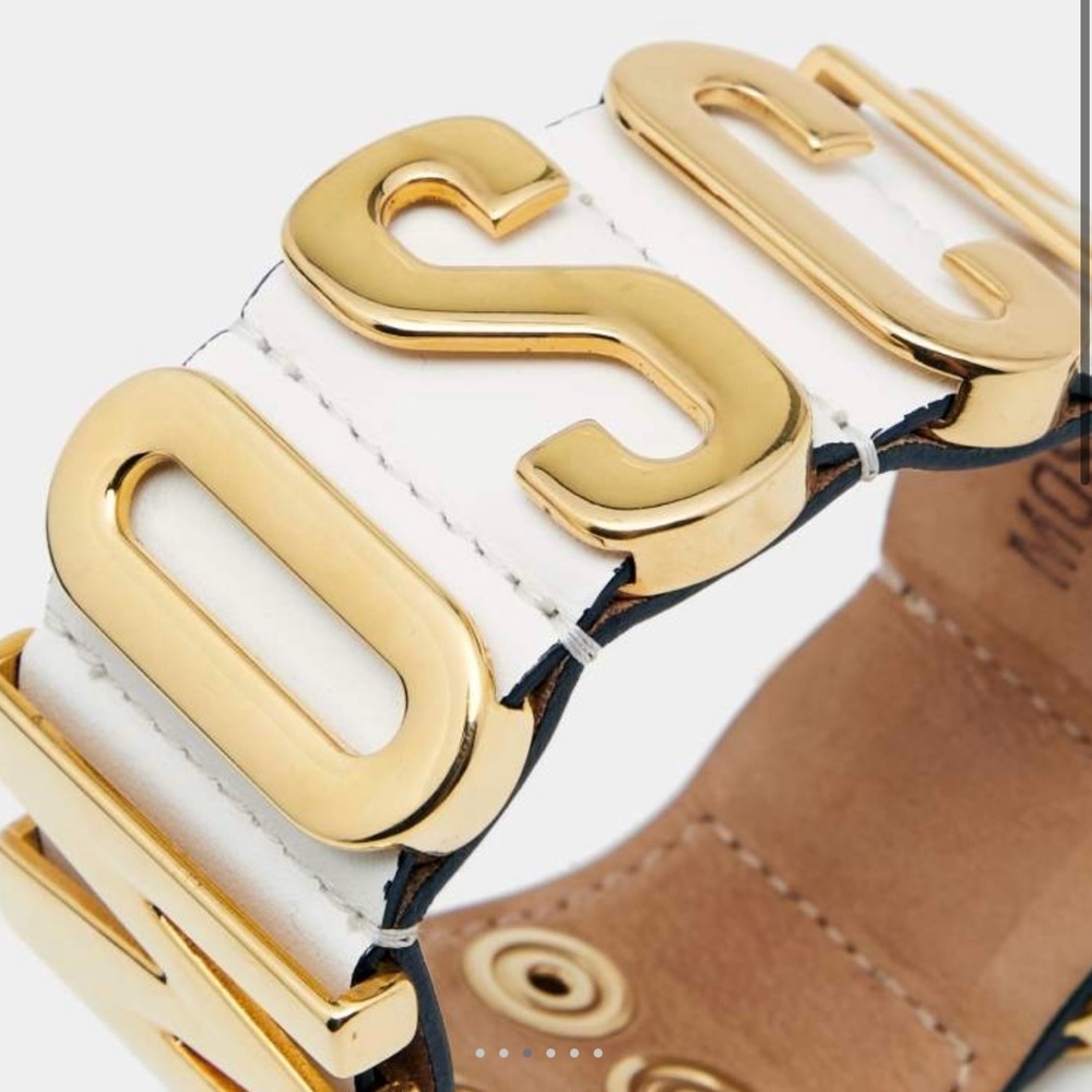Moschino Logo Plaque White Leather Cuff Bracelet - Picture 4 of 10